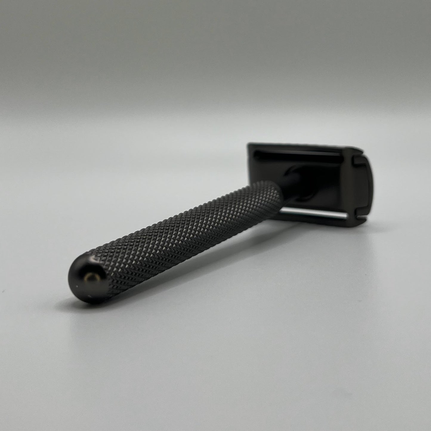 The Muck & Brass Razor