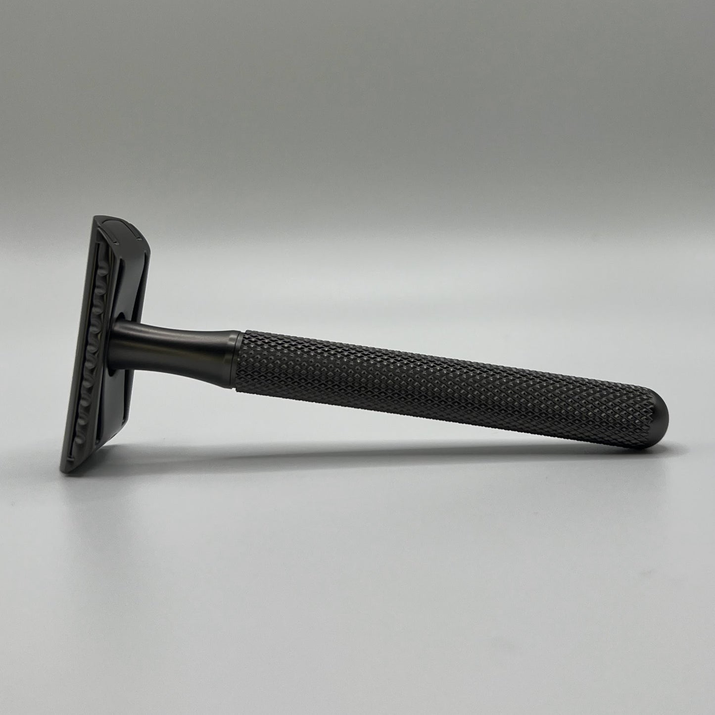 The Muck & Brass Razor